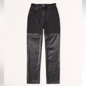 A&F Ultra High Rise 90s Straight Leg Curve Love